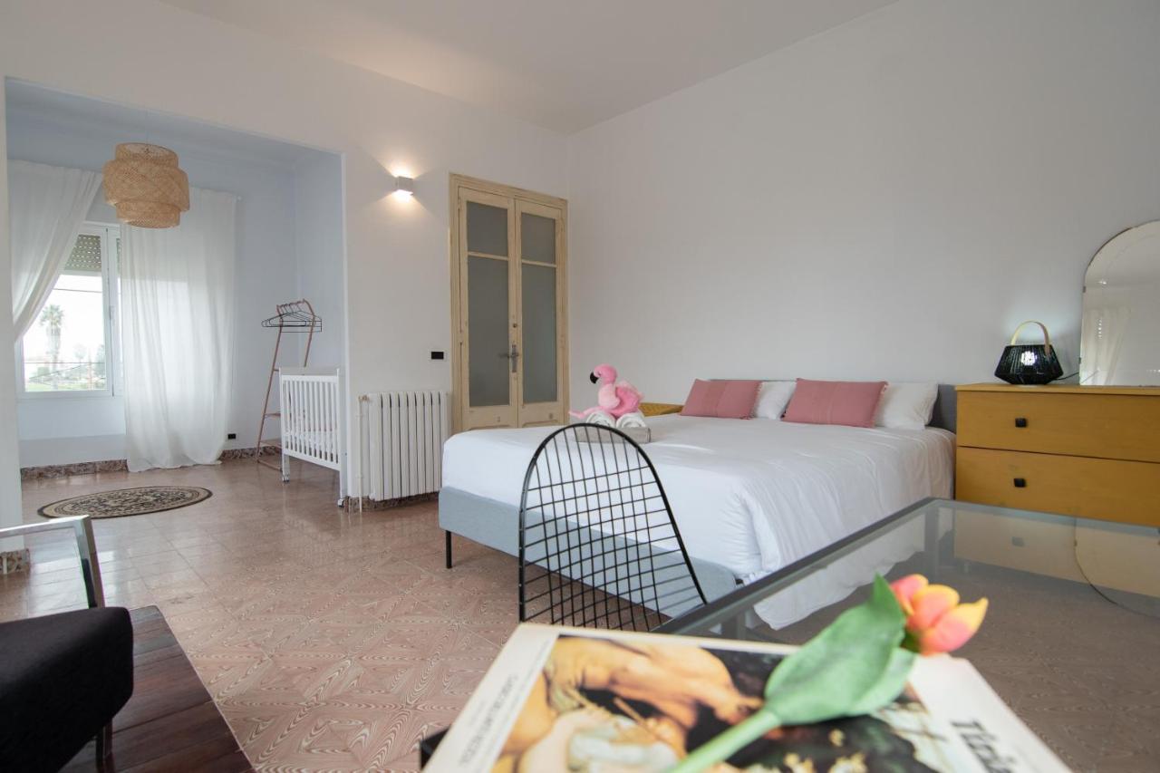 Villa Del Riu Deltebre Buitenkant foto
